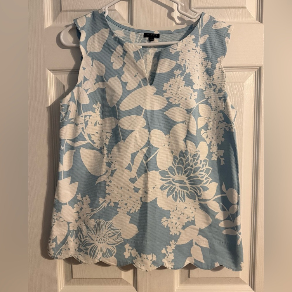Talbots Floral Blue Scallop Side Zipper Split V Neck Sleeveless Blouse Top M